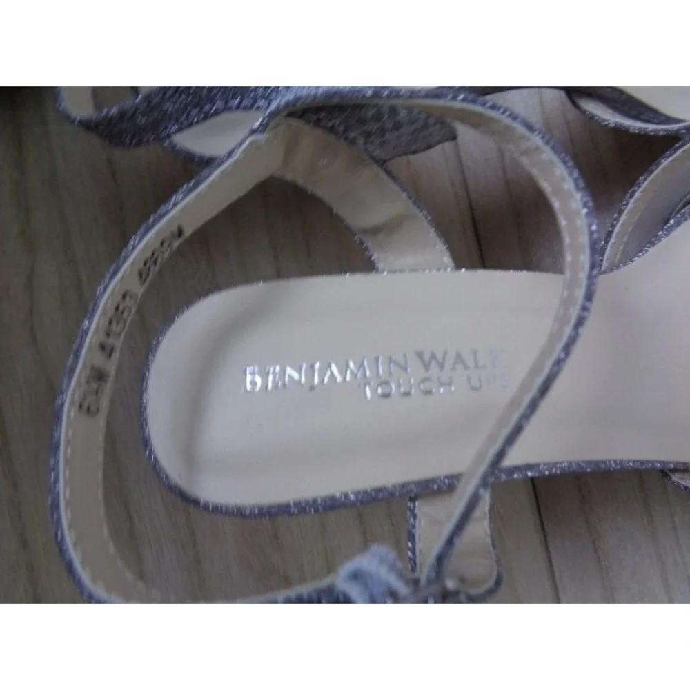 Touch Ups by Benjamin Walk Anya Silver‎ Glitter Platform Sandals Womens Size 6.5